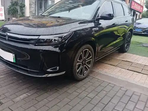 AITO M7, 2025