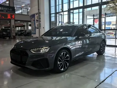 Audi A4, 2023