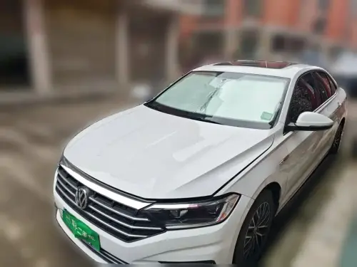 Volkswagen Sagitar, 2020