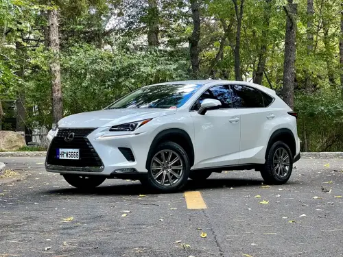 Lexus NX, 2020
