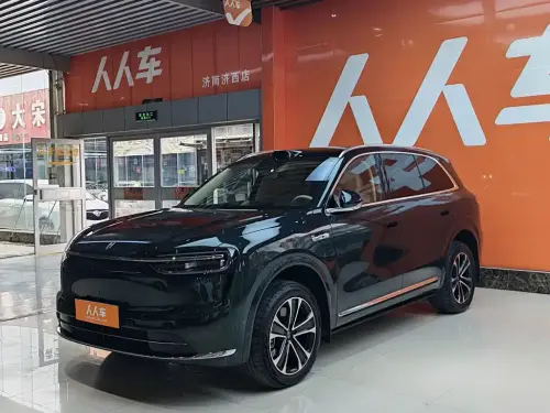 AITO M7, 2025