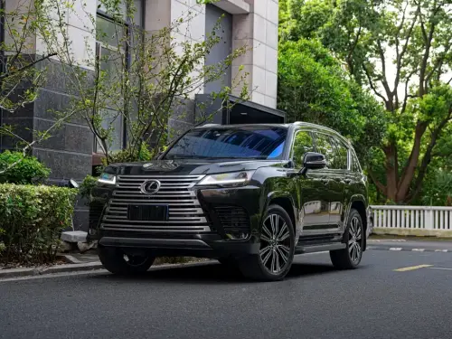 Lexus LX, 2025