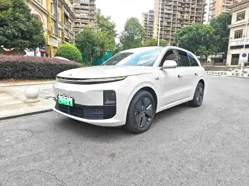 Li Auto L6, 2024