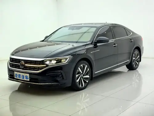 Volkswagen Passat, 2022