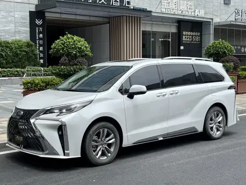 Toyota Sienna, 2022