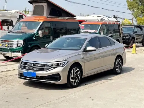 Volkswagen Sagitar, 2022