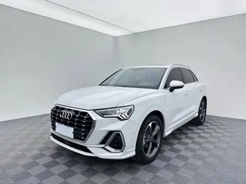 Audi Q3, 2022