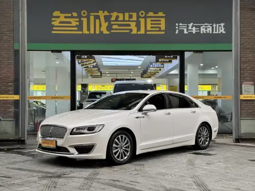Lincoln MKZ, 2021