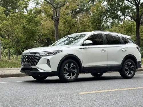 Dongfeng AX7, 2022