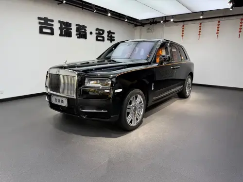 Rolls-Royce Cullinan, 2024