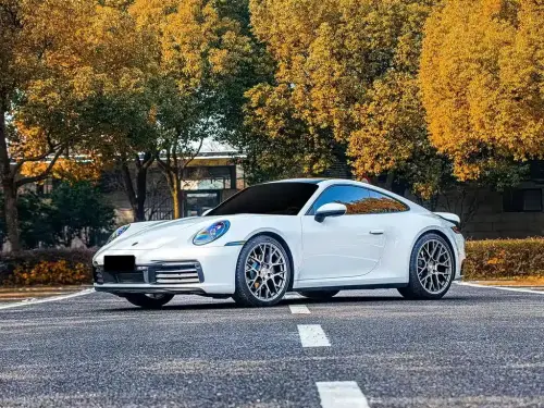 Porsche 911, 2023
