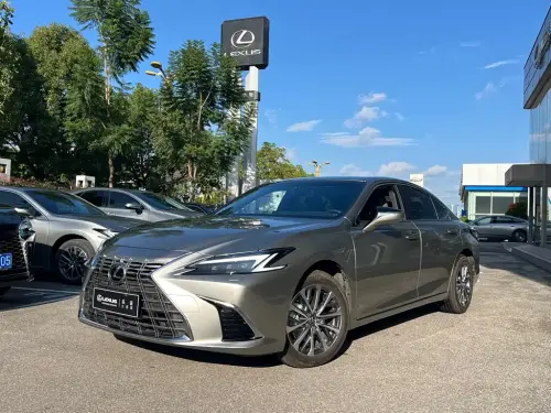Lexus ES, 2026