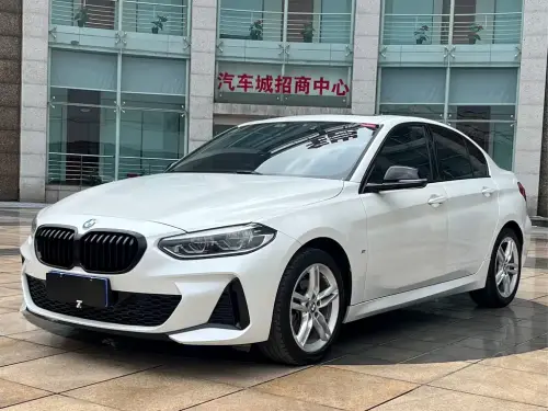 BMW 1-Series, 2021