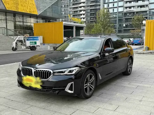BMW 5-Series, 2023