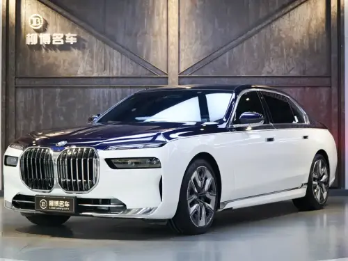 BMW 7-Series, 2023