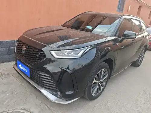 Toyota Crown Kluger, 2025