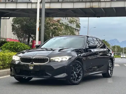 BMW 3-Series, 2025