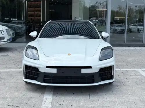 Porsche Panamera, 2024