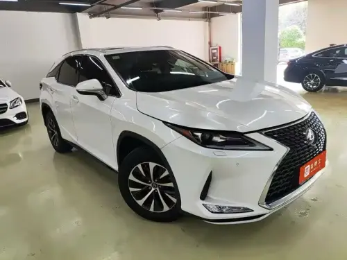Lexus RX, 2020