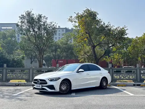 Mercedes-Benz C-Class, 2023