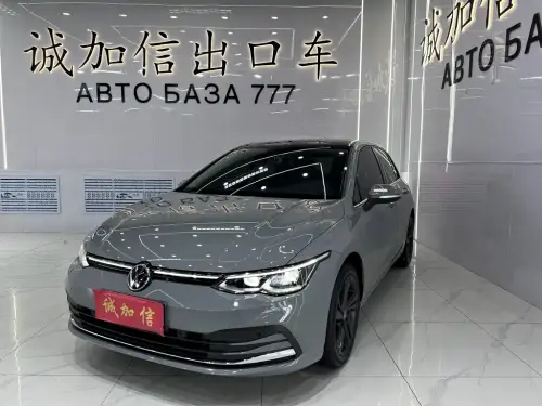 Volkswagen Golf, 2024