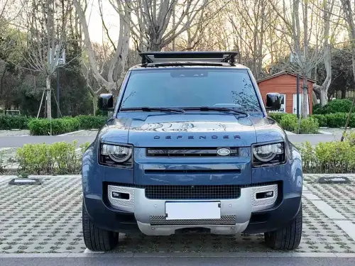 Land Rover Defender, 2021
