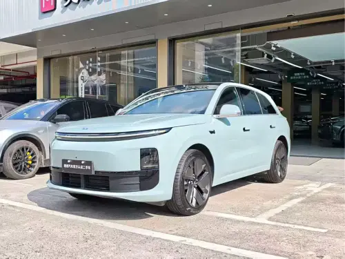 Li Auto L6, 2025