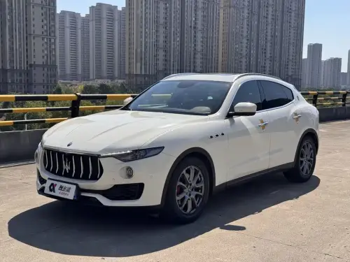 Maserati Levante, 2022