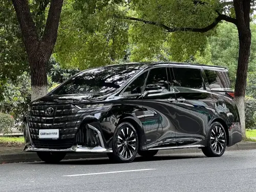 Toyota Alphard, 2025