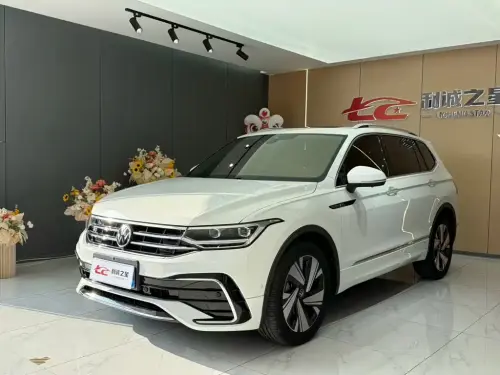 Volkswagen Tiguan, 2023