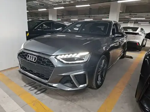 Audi A4, 2021