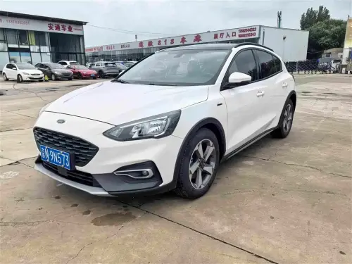 Ford Focus Active, 2020