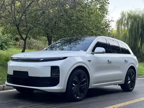 Li Auto L6, 2025