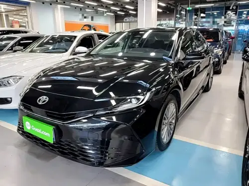 Toyota Camry, 2026