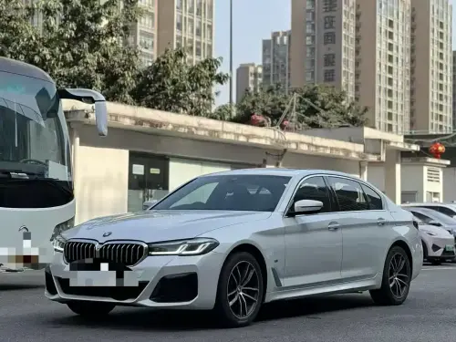 BMW 5-Series, 2021