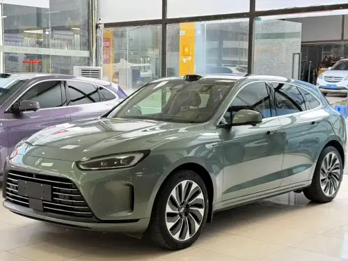 AITO M5, 2023