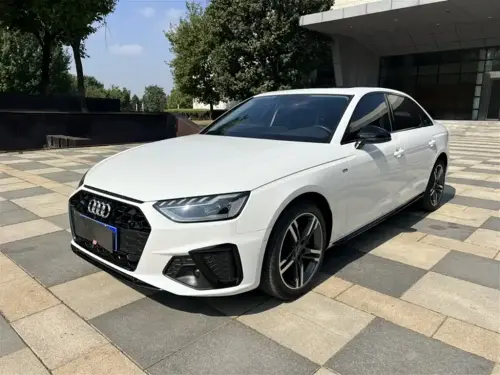 Audi A4, 2022