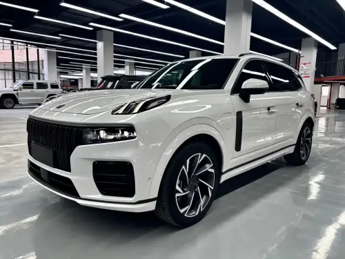 Lynk & Co 09, 2022