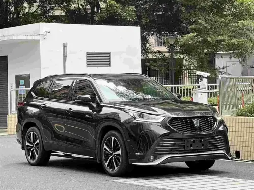 Toyota Crown Kluger, 2023