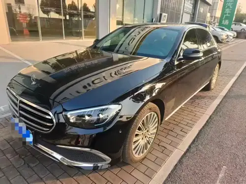 Mercedes-Benz E-Class, 2023