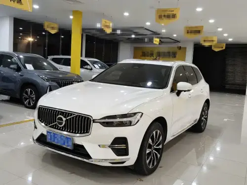 Volvo XC60, 2025