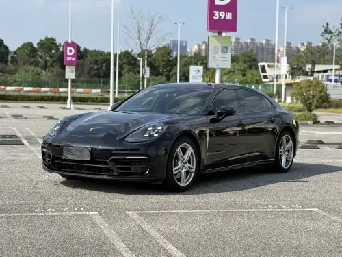 Porsche Panamera, 2021