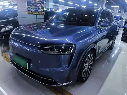 AITO M7, 2025
