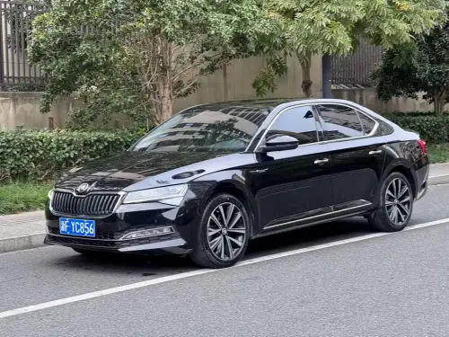 Skoda Superb, 2023
