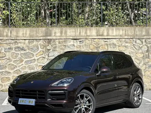 Porsche Cayenne, 2023