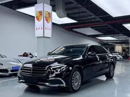 Mercedes-Benz E-Class, 2022