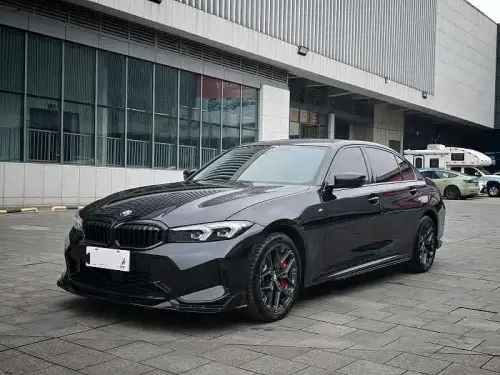 BMW 3-Series, 2025