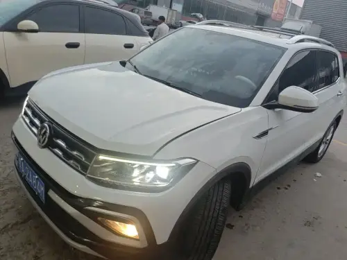 Volkswagen T-Cross, 2020