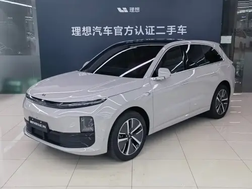 Li Auto L6, 2025
