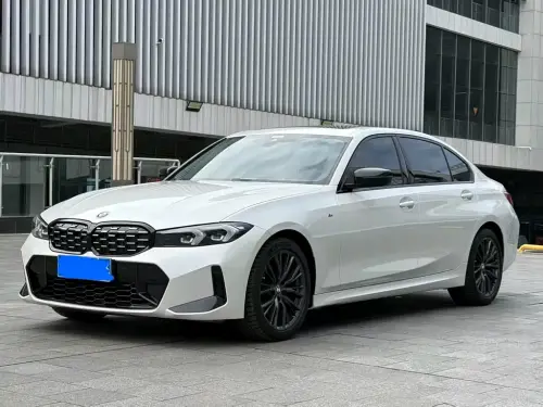 BMW 3-Series, 2023
